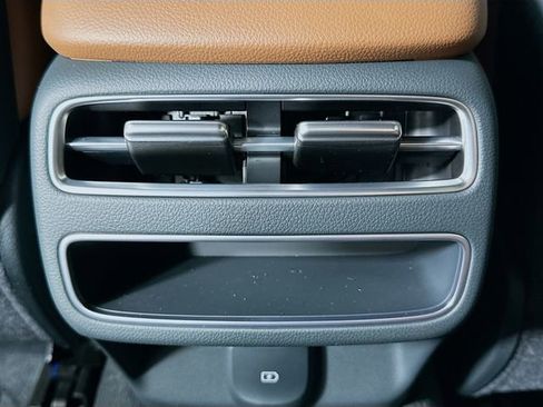 New 2026 Genesis GV70 2.5T Advanced image 18