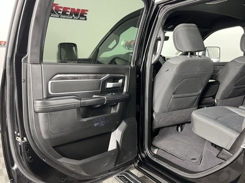 Used 2024 RAM 2500 Big Horn w/ Safety Group image 26