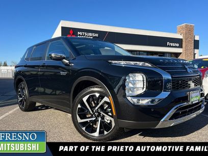 New 2025 Mitsubishi Outlander SE