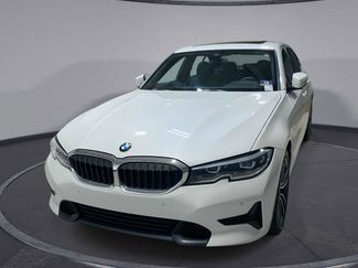 Used 2019 BMW 330i xDrive Sedan w/ Convenience Package AWD/4WD video 1