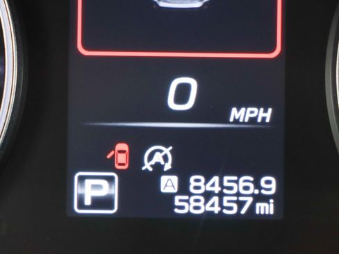 Used 2024 Subaru Outback Premium image 16