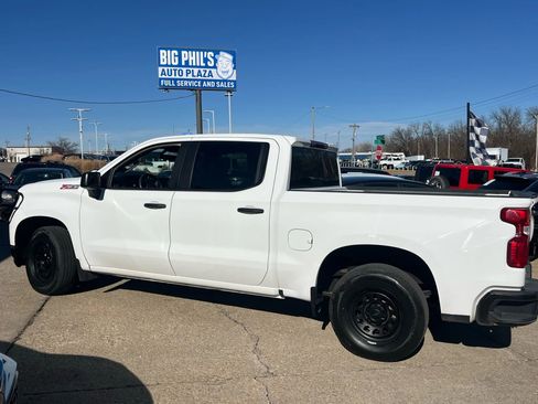 Used 2020 Chevrolet Silverado 1500 W/T w/ WT Value Package image 3