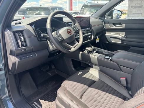 New 2026 Nissan Pathfinder Rock Creek w/ Rock Creek Premium Package AWD/4WD image 13