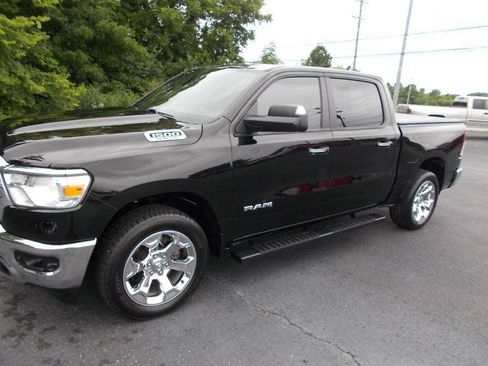 Used 2019 RAM 1500 Big Horn AWD/4WD image 7