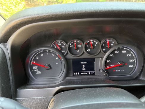 Used 2024 Chevrolet Silverado 1500 Custom RWD image 10