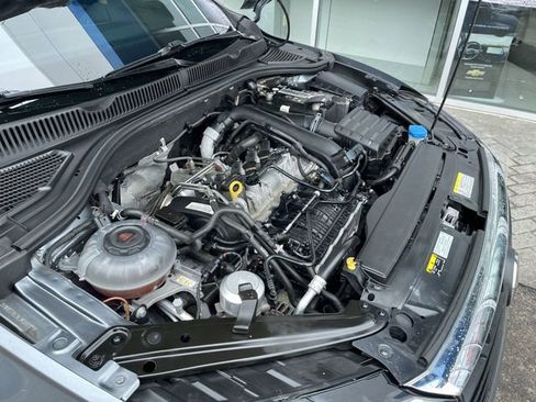 Used 2020 Volkswagen Jetta R-Line w/ R-Line Cold Weather Package image 29