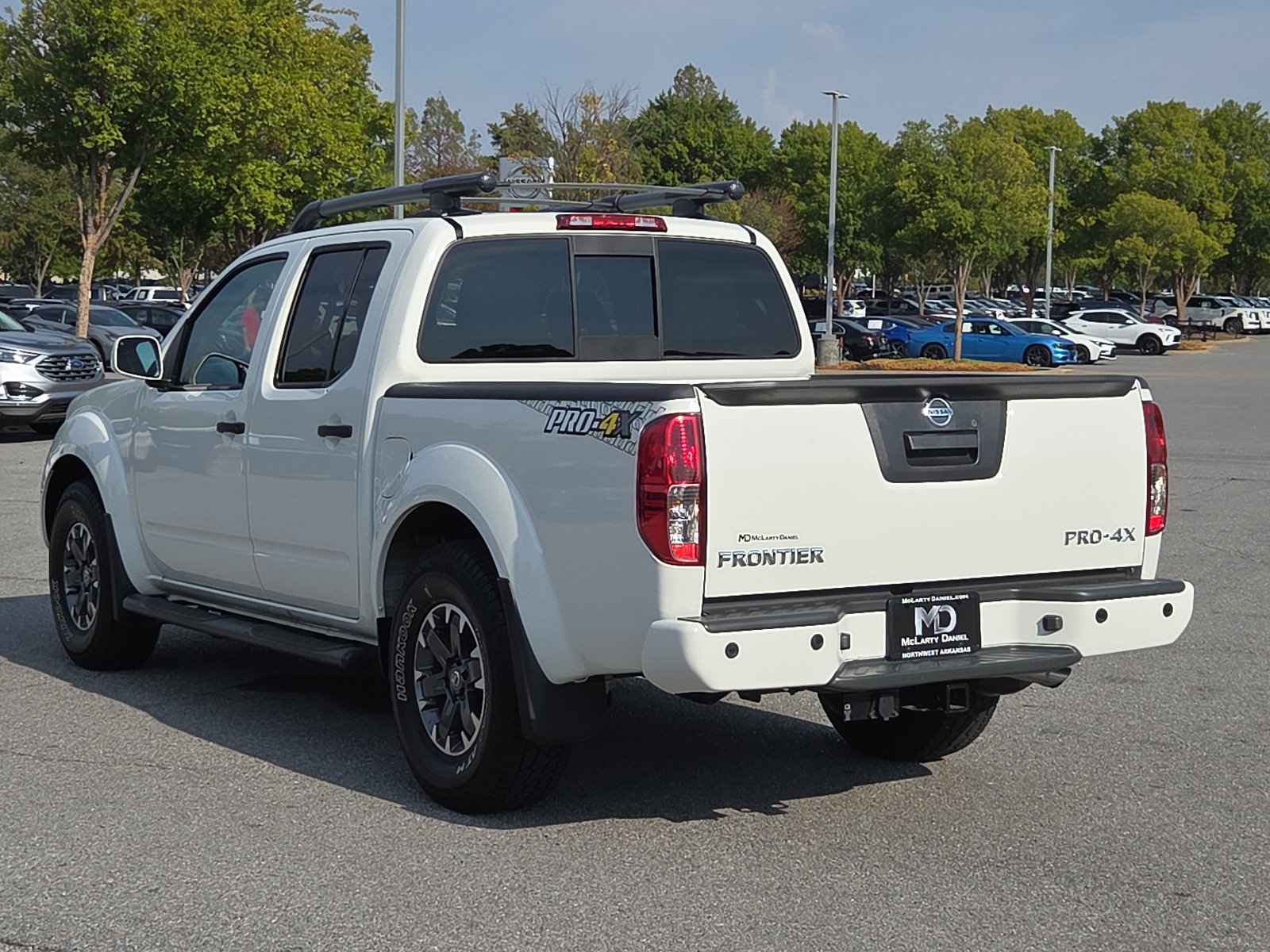 Used 2021 Nissan Frontier PRO-4X w/ Pro-4x Utility Package AWD/4WD image 4