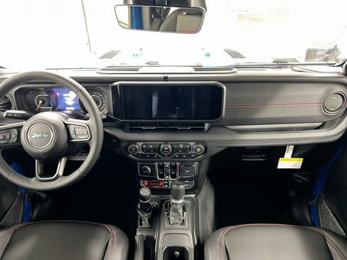 New 2026 Jeep Gladiator Rubicon AWD/4WD image 10