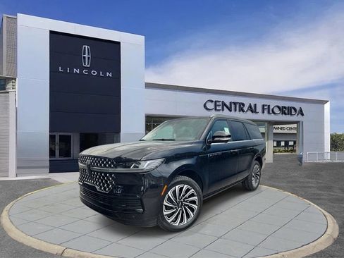 New 2026 Lincoln Navigator Black Label AWD/4WD image 30
