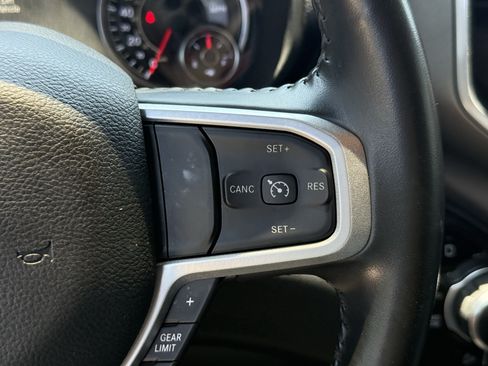 Used 2022 RAM 1500 Big Horn AWD/4WD image 18