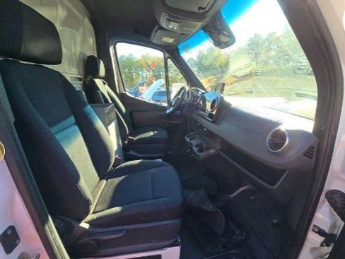 Used 2019 Mercedes-Benz Sprinter 170 w/ Premium Plus Package image 2