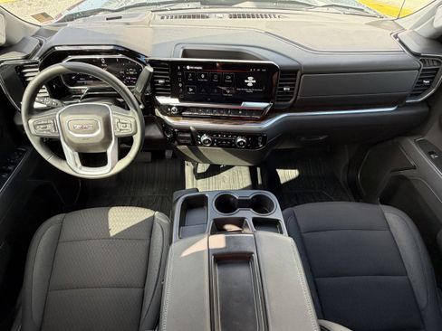 Used 2026 GMC Sierra 1500 SLE AWD/4WD image 12