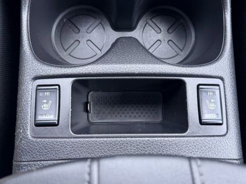 Used 2017 Nissan Rogue Sport SL image 34