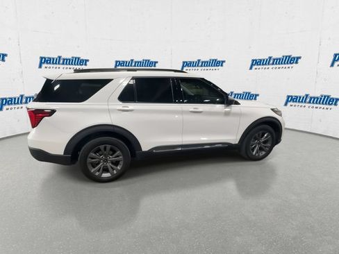 Used 2025 Ford Explorer Active w/ Active Comfort Package AWD/4WD image 13