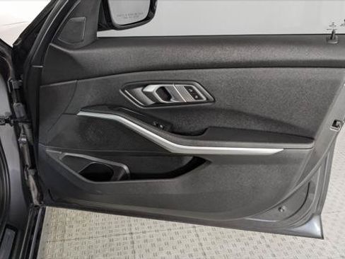 Used 2021 BMW 330i Sedan RWD image 23