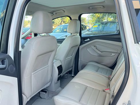 Used 2016 Ford C-MAX Energi SEL w/ Equipment Group 302A image 18