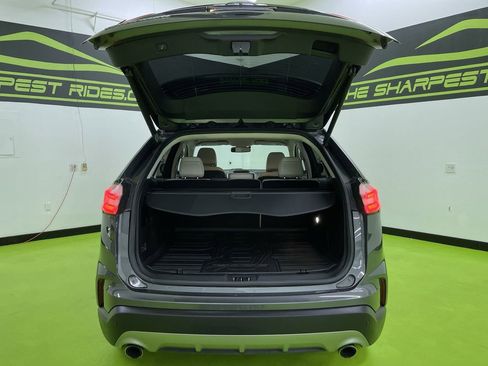 Used 2021 Ford Edge Titanium w/ Cargo Accessory Package image 9