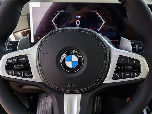 New 2027 BMW X7 xDrive40i w/ M Sport Package AWD/4WD image 14