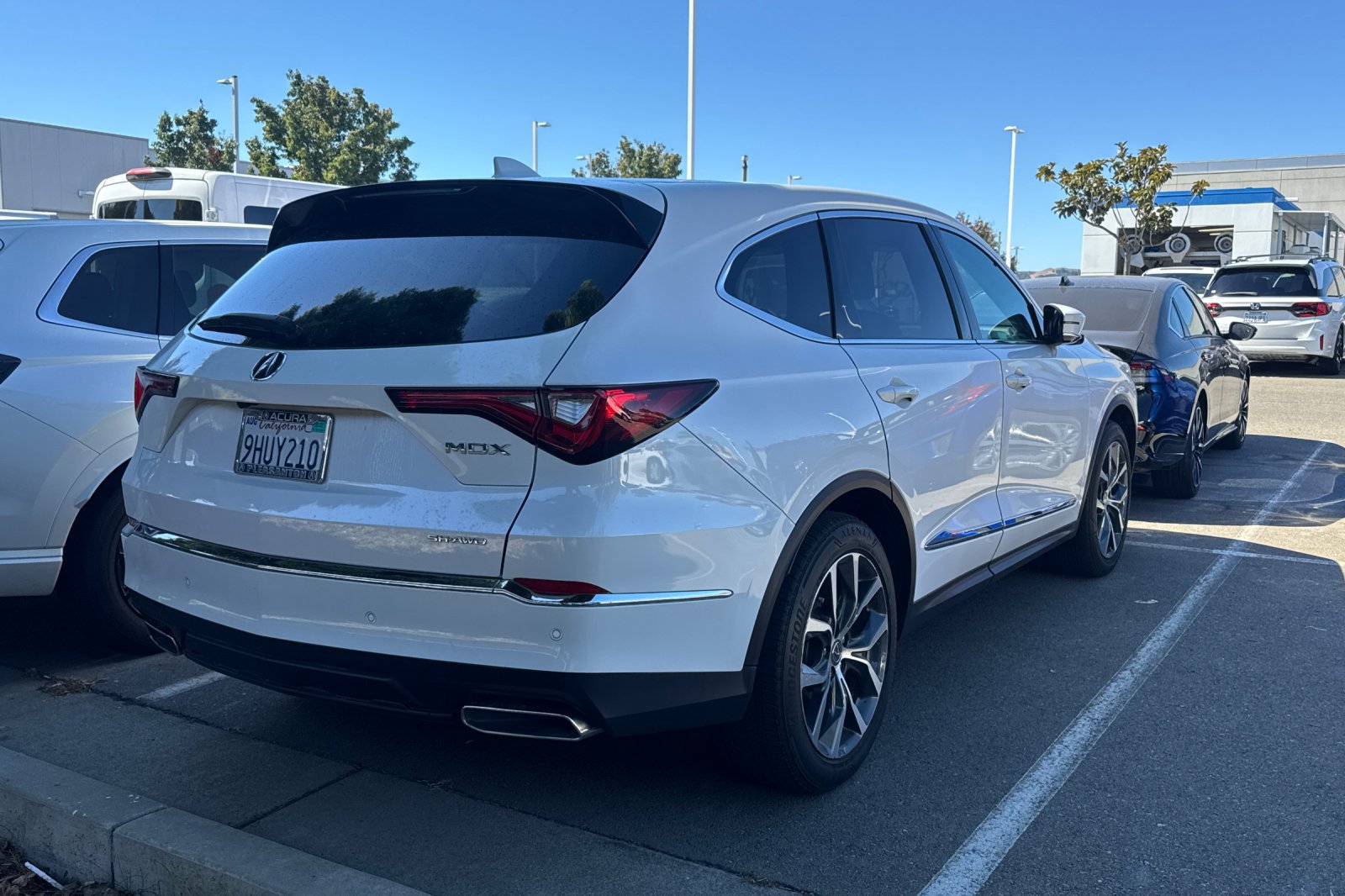 Used 2023 Acura MDX w/ Technology Package AWD/4WD image 5