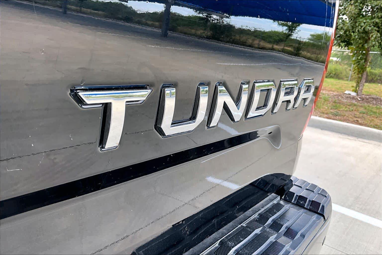 Used 2017 Toyota Tundra 1794 Edition AWD/4WD image 10