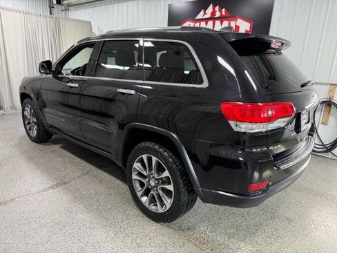 Used 2018 Jeep Grand Cherokee Limited AWD/4WD image 6