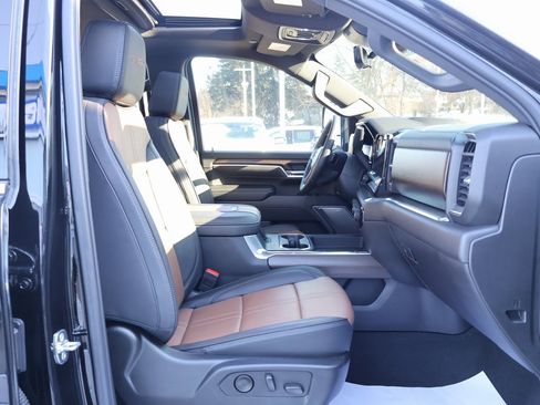 Certified 2025 Chevrolet Silverado 2500 High Country w/ High Country Premium Package image 46