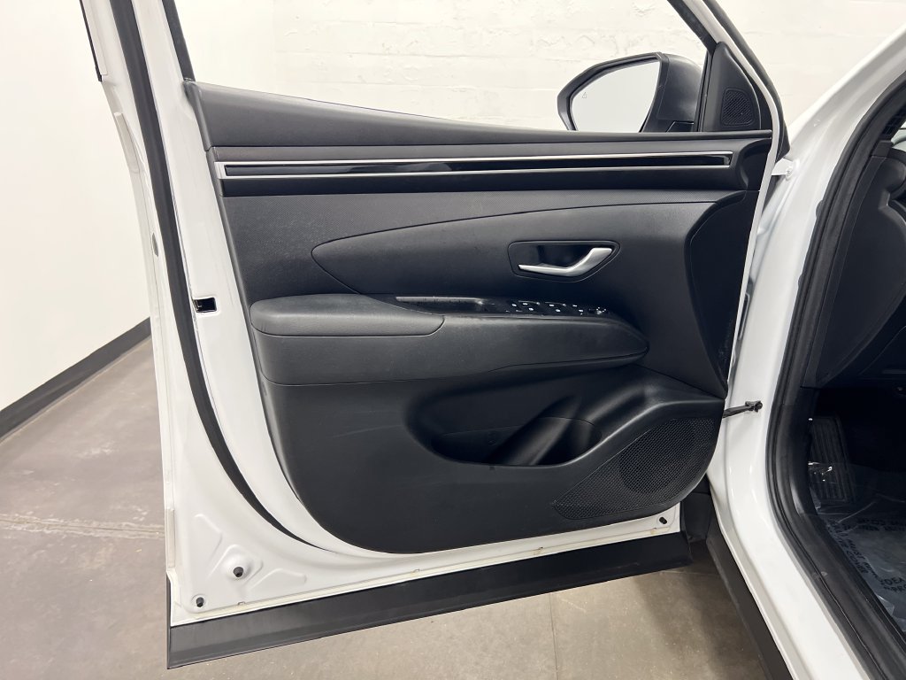 Used 2022 Hyundai Santa Cruz SEL FWD image 12