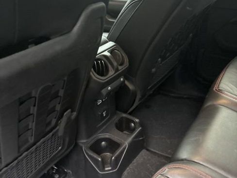 Used 2020 Jeep Gladiator Rubicon image 19
