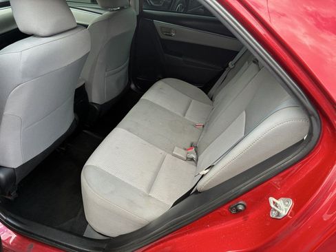 Used 2015 Toyota Corolla LE FWD image 13