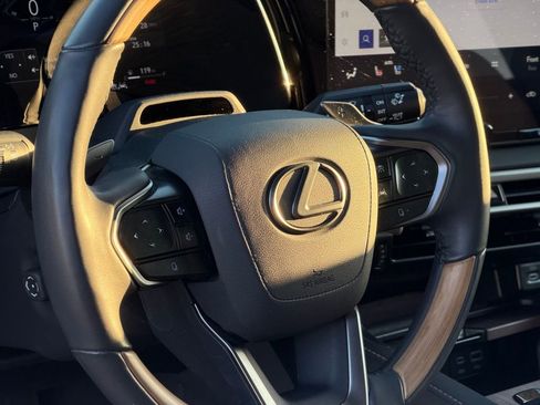 Certified 2025 Lexus RX 350 Premium Plus image 13