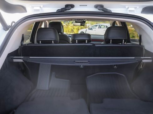 Used 2026 Genesis GV70 2.5T Select image 35