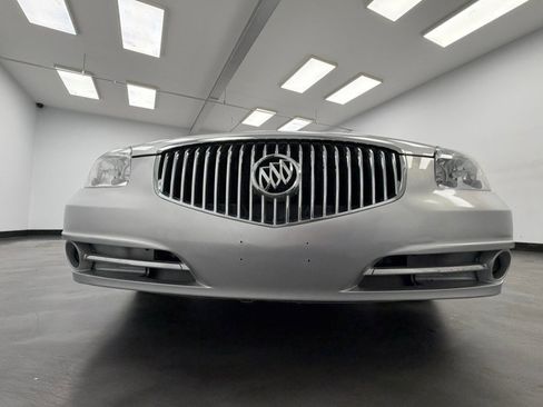 Used 2011 Buick Lucerne CXL w/ Driver Confidence Package FWD image 14