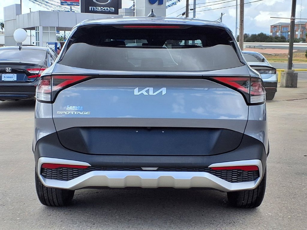 Certified 2025 Kia Sportage EX FWD image 7