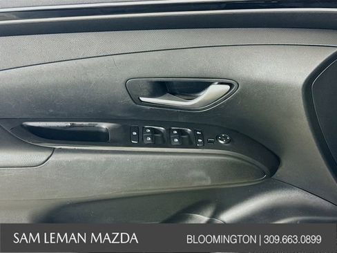 Used 2022 Hyundai Santa Cruz SEL Premium image 17