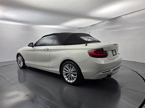Used 2016 BMW 228i Convertible image 7