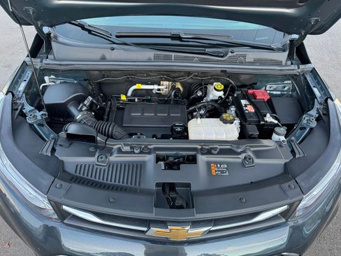 Used 2021 Chevrolet Trax LT image 41