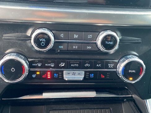 Used 2023 Ford F150 Lariat w/ Equipment Group 502A High image 18