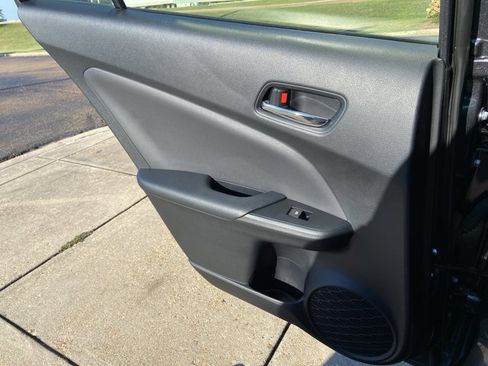 Used 2018 Toyota Prius Four image 48