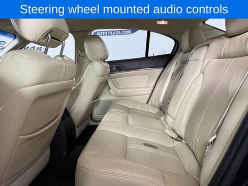 Used 2014 Lincoln MKS FWD image 15