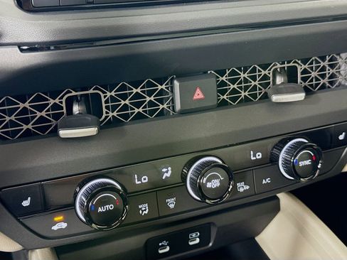 New 2025 Honda Accord SE image 17