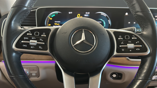 Used 2022 Mercedes-Benz GLE 350 4MATIC image 16