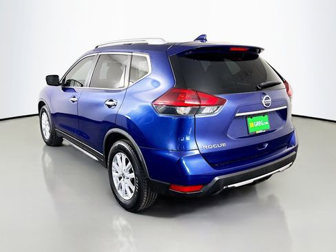 Used 2018 Nissan Rogue SV image 7