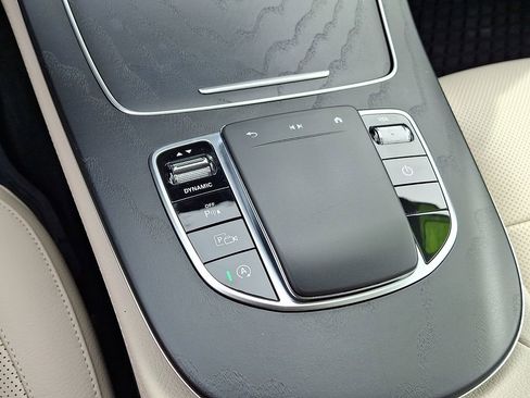 Used 2023 Mercedes-Benz E 350 4MATIC Sedan image 24