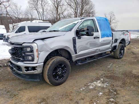 Used 2024 Ford F250 XL w/ STX Appearance Package image 2