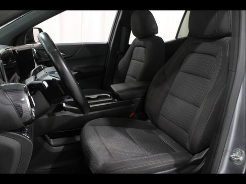 Certified 2025 Chevrolet Equinox LT FWD image 5