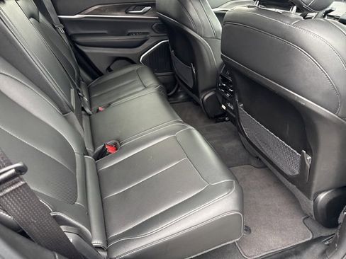 Used 2023 Jeep Grand Cherokee 30th Anniversary image 18