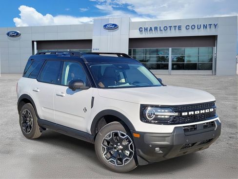New 2025 Ford Bronco Sport Outer Banks w/ Outer Banks Tech Package+ AWD/4WD image 1