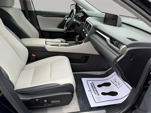 Used 2019 Lexus RX 350 FWD w/ Navigation Package image 22