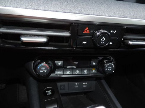 New 2026 Nissan Kicks SV image 21