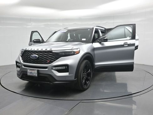 Certified 2023 Ford Explorer ST w/ Equipment Group 401A image 31